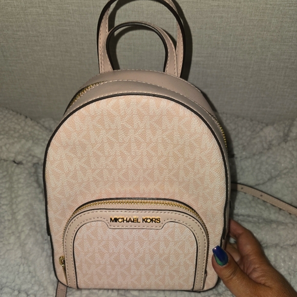 Nwt Michael Kors Powder Pink Backpack Purse New Converible - Picture 1 of 5